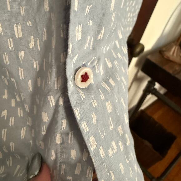 JOHN VARVATOS | Light Blue and White Printed Short Sleeve Button Down Shirt | XL - Picture 4 of 6